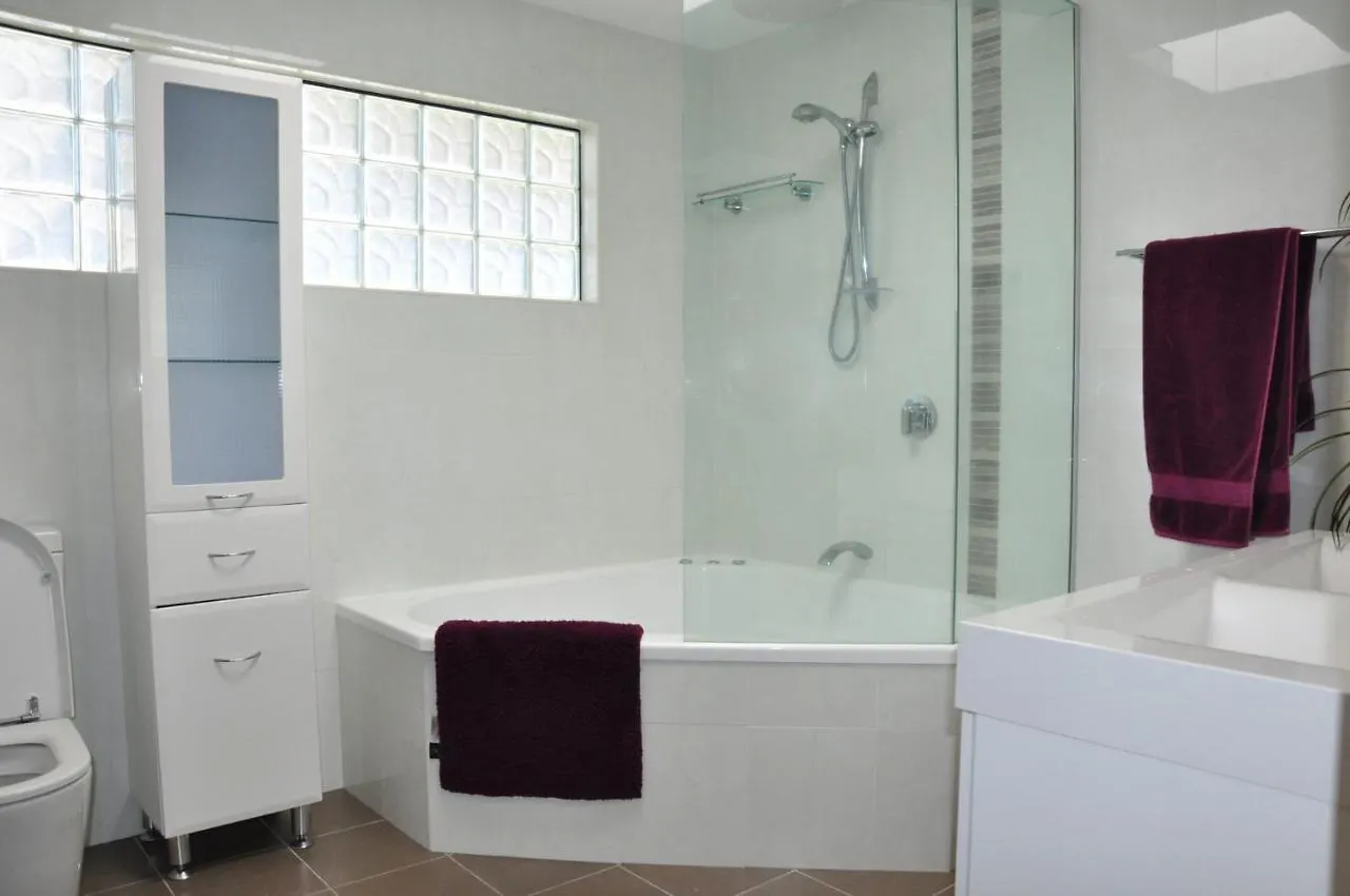 Double Island Dream Villa Rainbow Beach 0*,  Australia